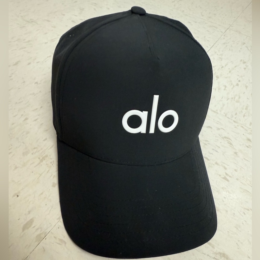 NWOT alo District Trucker Hat.